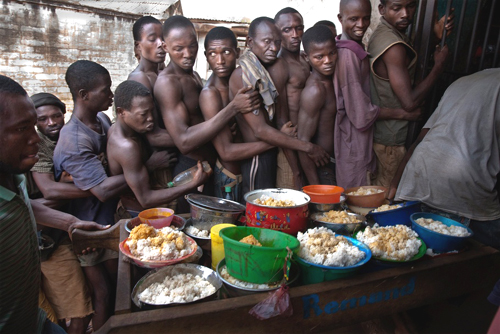 http://www.frot.co.nz/wapf/wapf_images/africans.eating,cassava.JPG