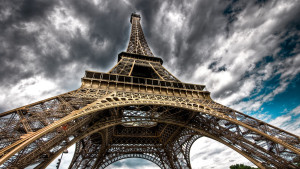 eiffel_tower_france_1600x900