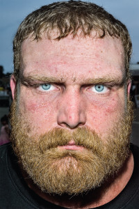 iowa-monster-arm-wrestling-0000625-v22n4-561-1427902029