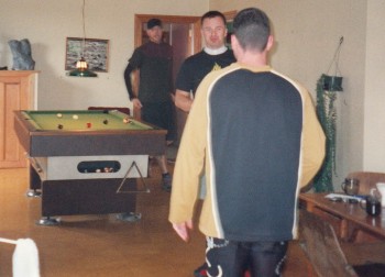 251